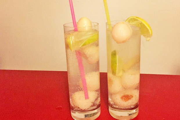 Gin Tonic mit Litschi