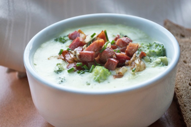 Speck-Brokkolisuppe