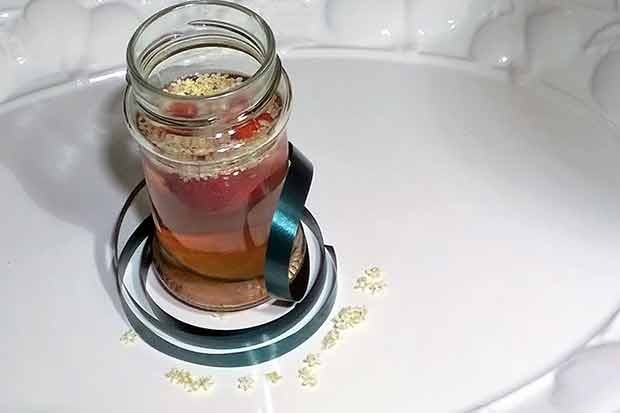Erdbeer Holler Limettenwasser