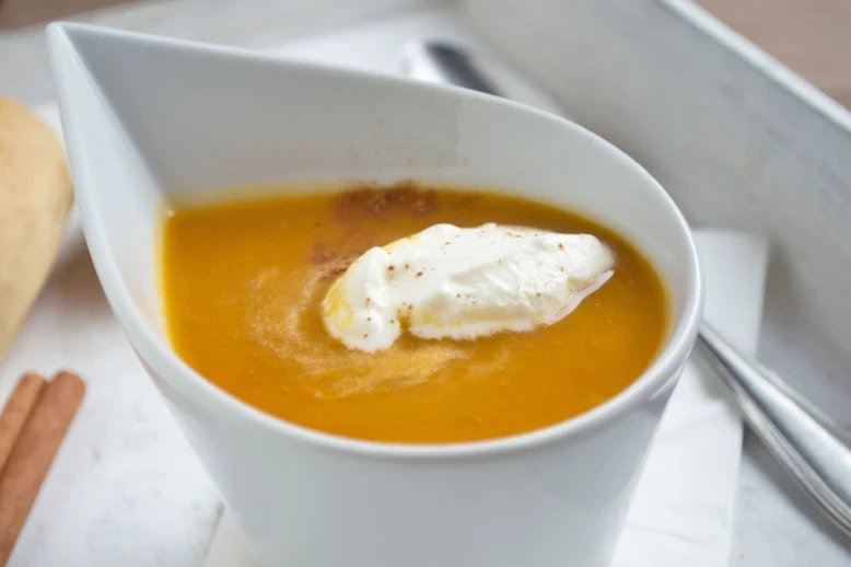 Mango-Karotten-Suppe