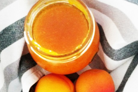 Weihnachtliche Marillenmarmelade