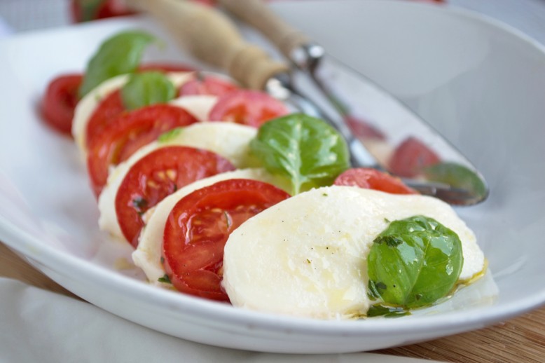 Tomaten mit Büffel Mozzarella