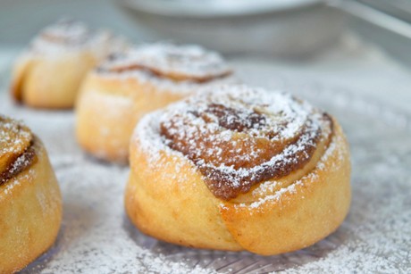 Marillenschnecken mit Kardamom