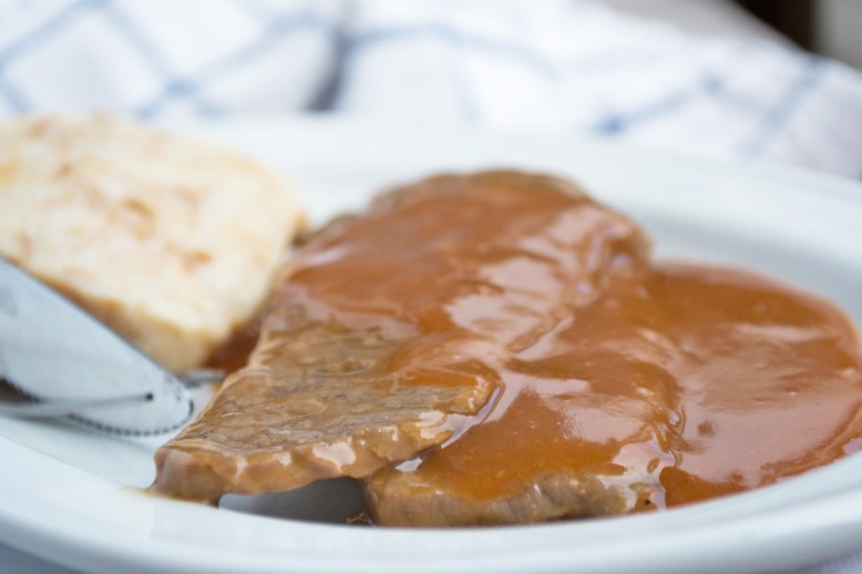 Geschmortes Rinderschnitzel