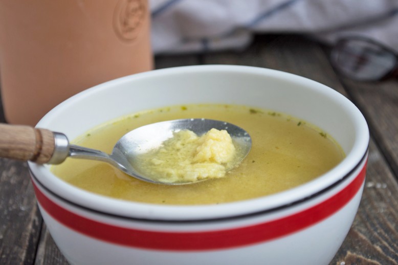 Eierstrichsuppe