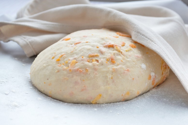 Oster-Karottenbrot