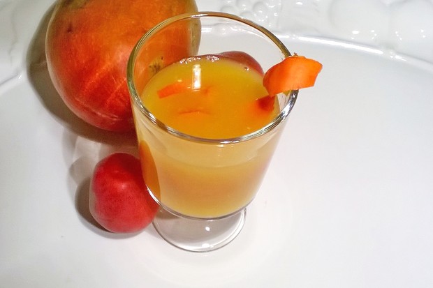 Molke mit Mango und Marille