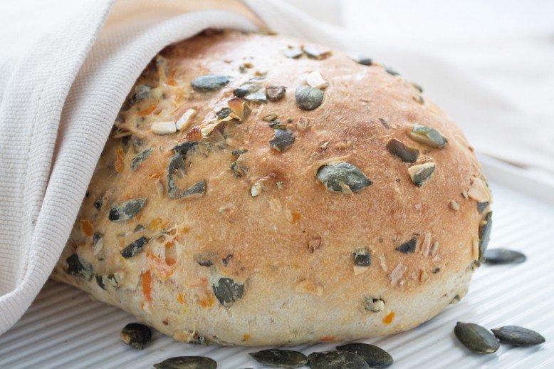 Kürbiskernbrot mit Karotten