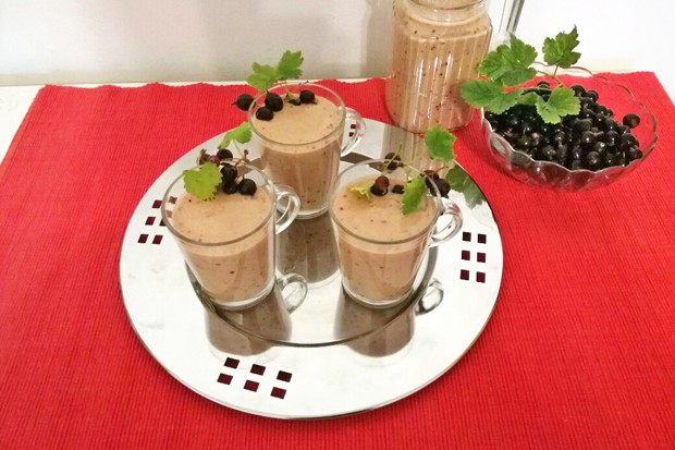 Gurke-Ribisel-Smoothie
