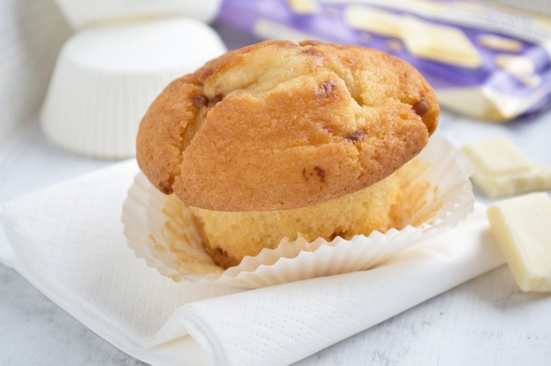 Muffins mit weißer Schokolade