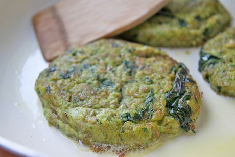 Spinat-Buchweizen-Puffer