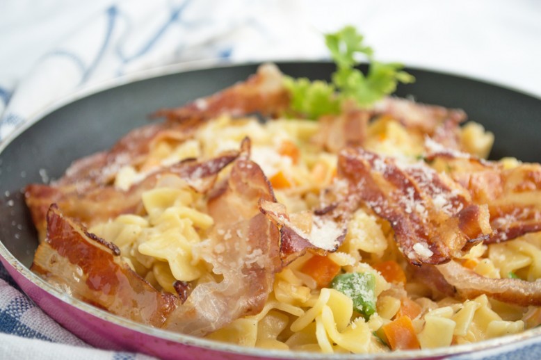 Fleckerlpfanne mit Speck