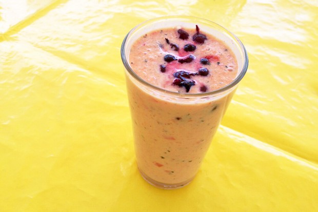 Gemüse-Smoothie mit Apfelmus