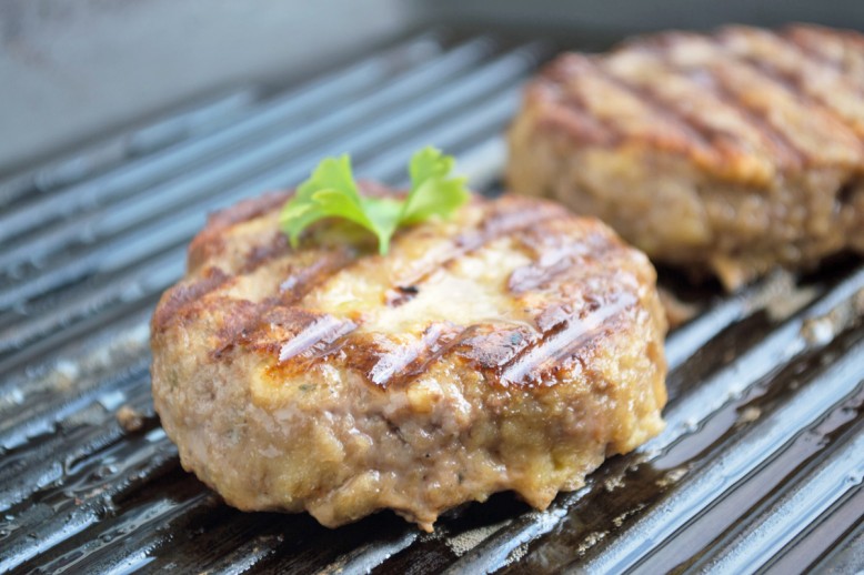 Burger gegrillt