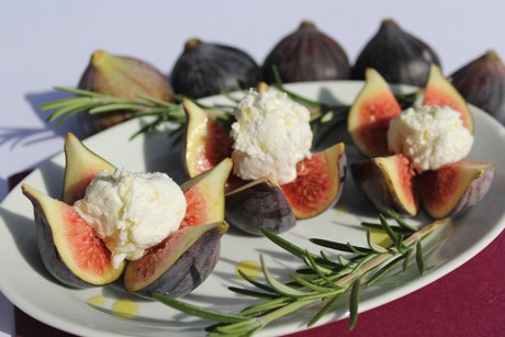 Feigen gefüllt mit Käse