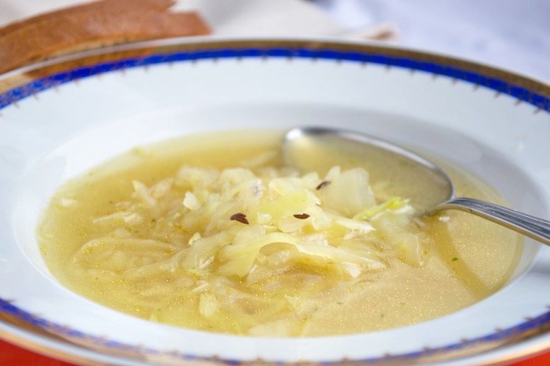 Leichte Krautsuppe