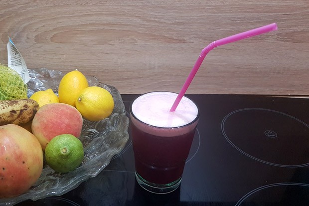 Roter Schaumschläger