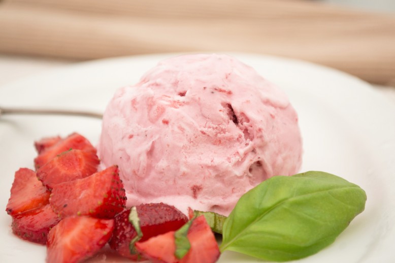 Erdbeereiscreme