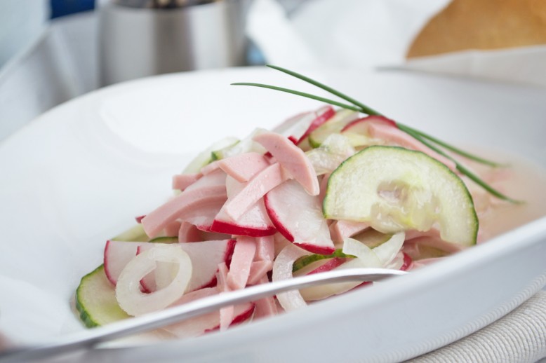 Frühlings-Wurstsalat