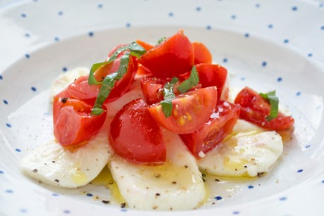 Tomatensalat a la Caprese