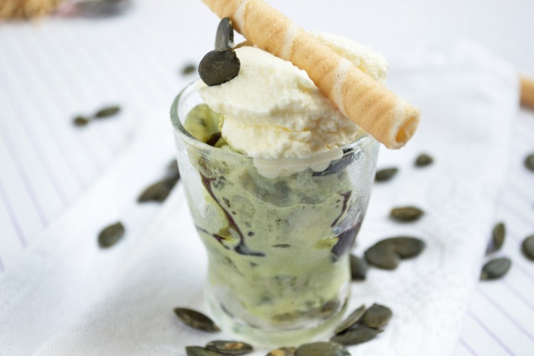 Kernölbecher