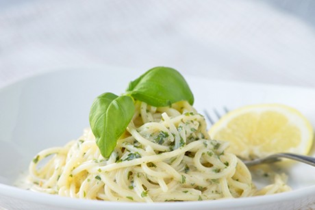 Nudeln mit Zitronen-Wodka-Sauce