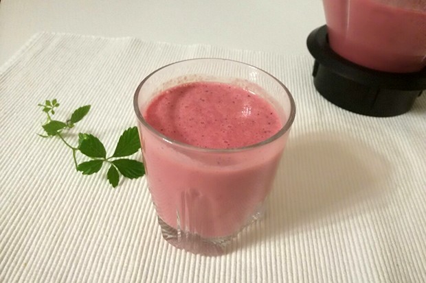 Buttermilch-Gemüsesmoothie