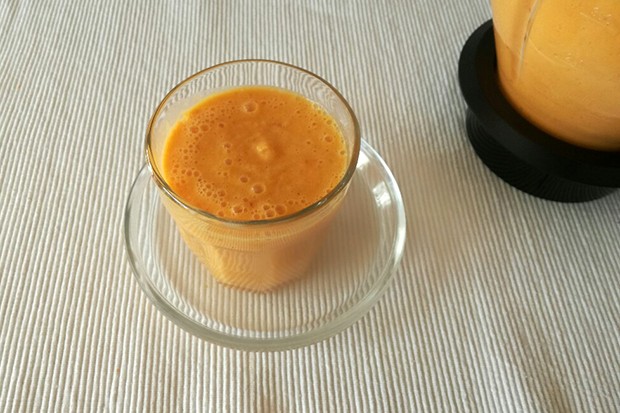 Karotten-Apfel-Ingwer Smoothie