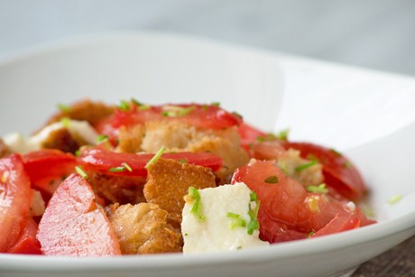 Italienischer Brotsalat
