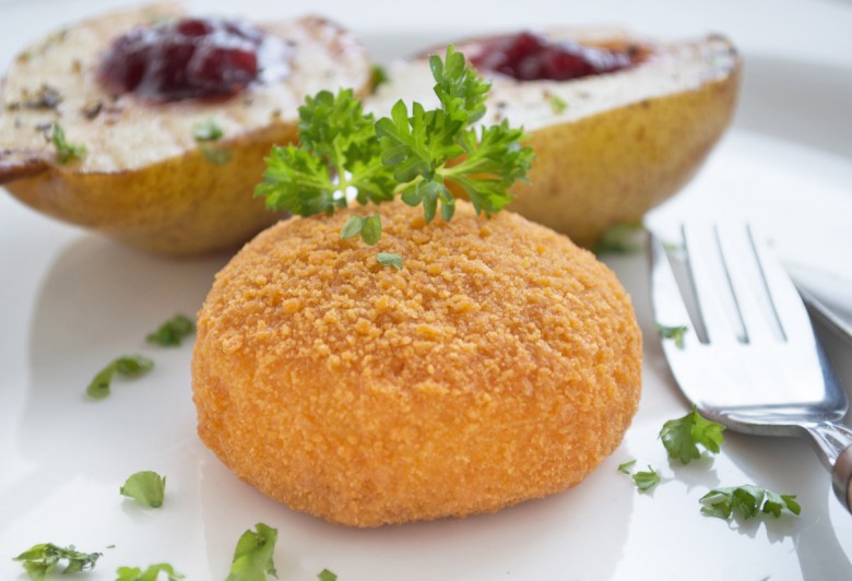 Panierter Camembert
