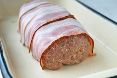 Faschierter Lammbraten mit Speck