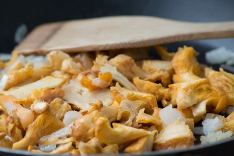 Gedünstete Eierschwammerl