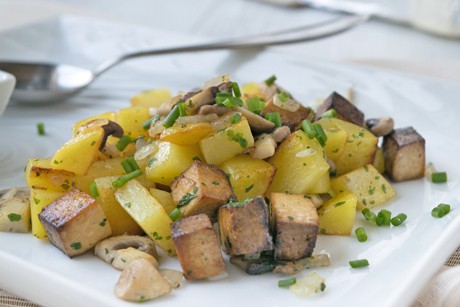 Kartoffelpfanne mit Tofu