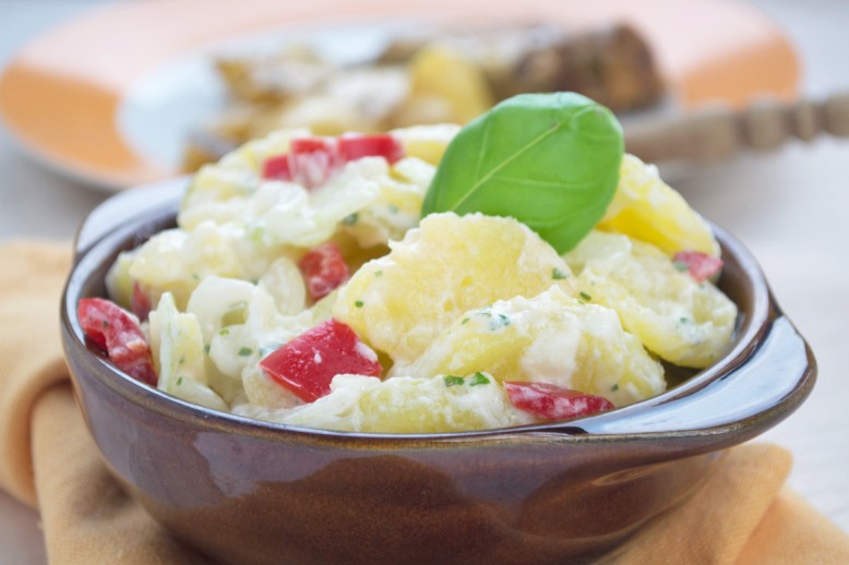 Kartoffelsalat mit Sauerrahm
