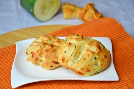 Dinkel-Zucchini-Brötchen