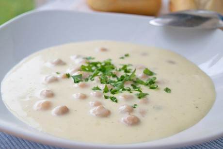 Kirchererbsensuppe
