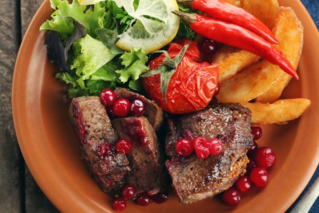 Hirschmedaillons mit Fenchel und Kreuzkümmel