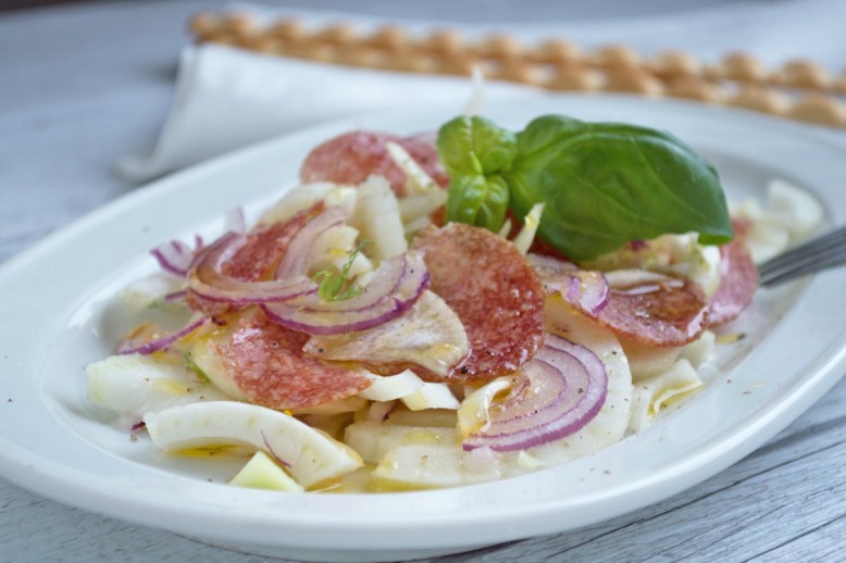 Fenchelsalat mit Salami