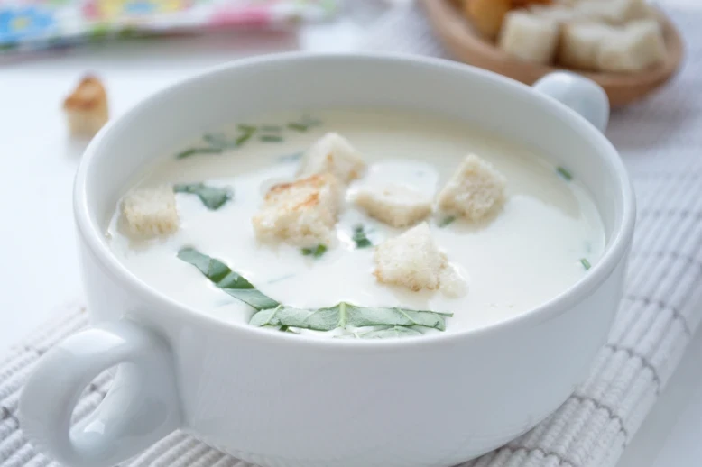 Tiroler Käsesuppe