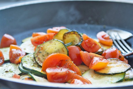 Zucchini-Tomaten-Gemüse