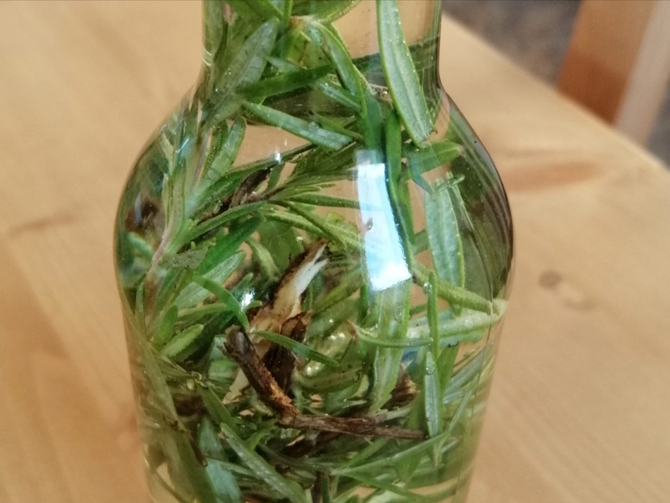 Rosmarinschnaps