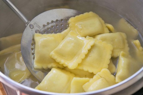Lachs-Ravioli