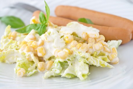 Zuckerhutsalat mit Mais
