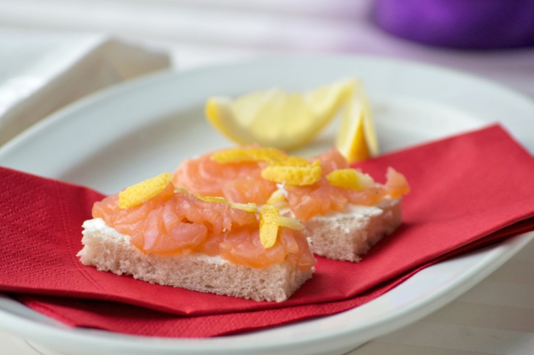 Lachsbrötchen