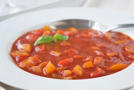 Würzige Chili-Paprikasuppe