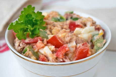 Eiersalat mit Thunfisch