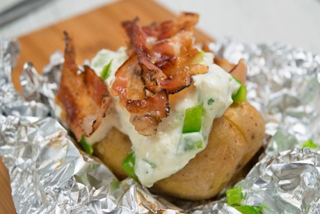 Ofenkartoffel mit Speck