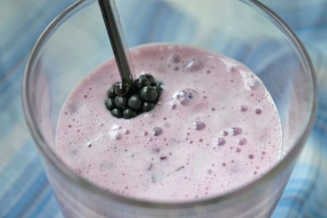 Heidelbeer-Brombeer-Buttermilch