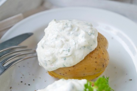 Kräuter-Joghurt-Sauce
