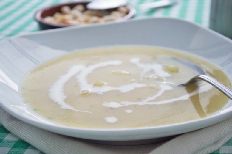 Kartoffelsuppe mit Äpfel